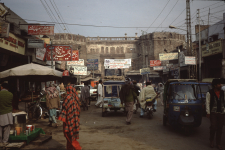 lahore-pak-l-06-004