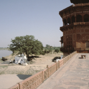 m45-india-agra-07-031
