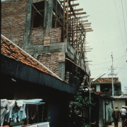 m07-informal-housing-13-003