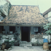 m07-informal-housing-13-010